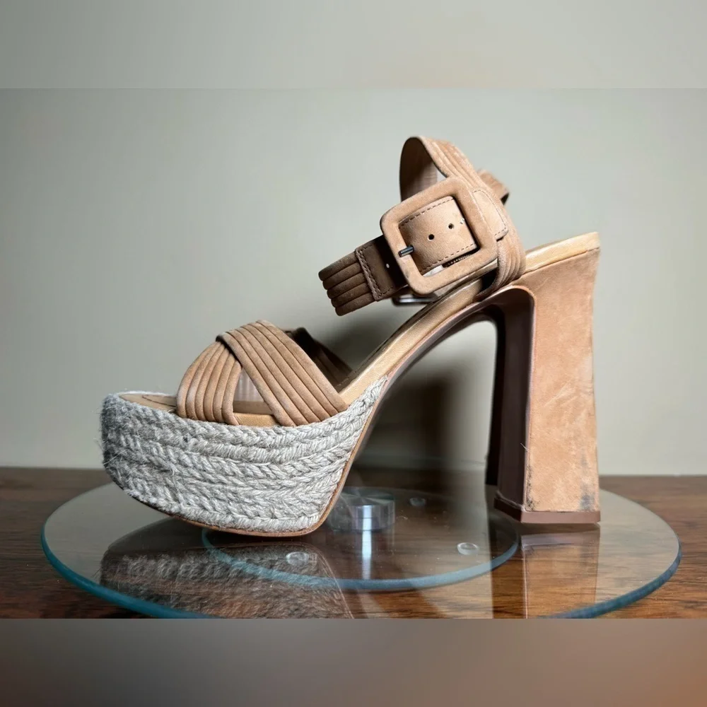 Schutz Blisse Platform Sandals - Nude Caramel - size 9